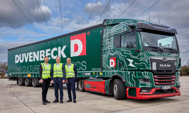 Duvenbeck startet Regelbetrieb mit MAN eTrucks für VW-Logistik